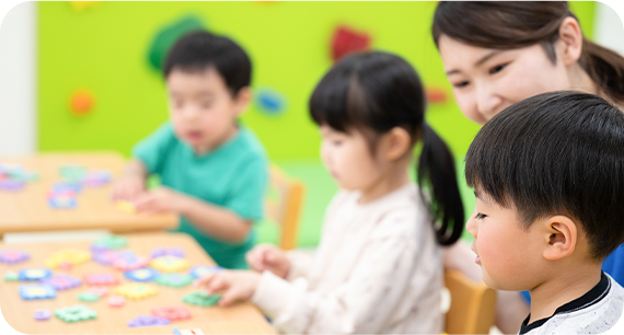 uo1 子どもが授業を受けている様子